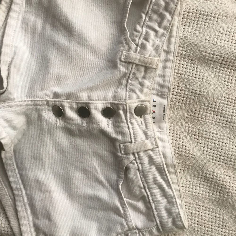 White 4 buttoned American apparel shorts